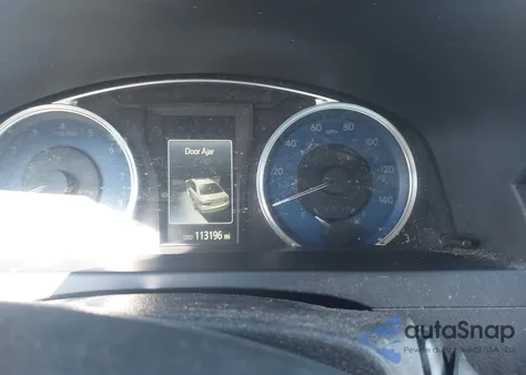 2016 Toyota Camry Le z USA, uszkodzony, nr VIN 4T1BF1FK8GU543603